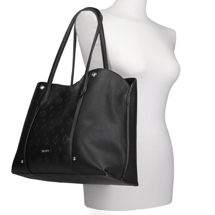 Black shoulder bag