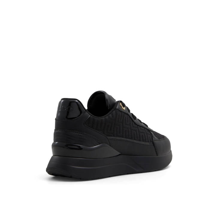 Black sneaker COSMICSTEP