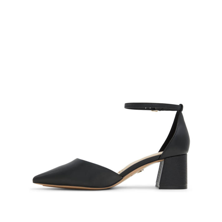 Black leather pump UNERAL