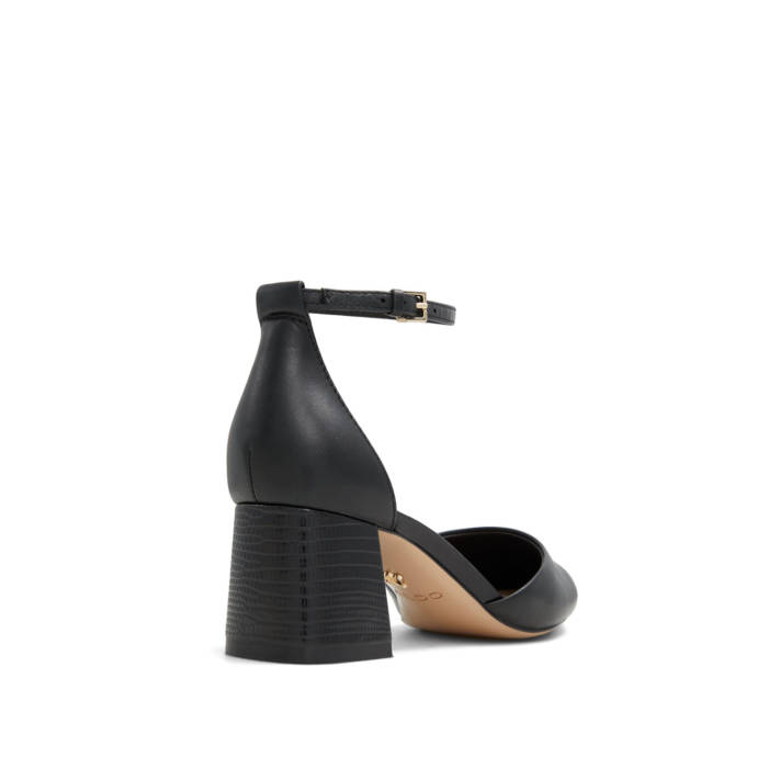 Black leather pump UNERAL