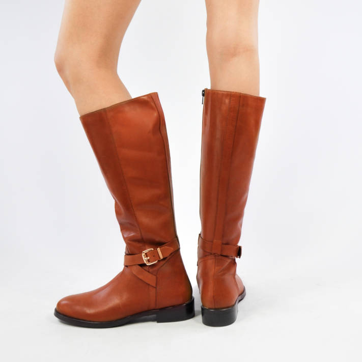 Ταμπά δερμάτινη μπότα