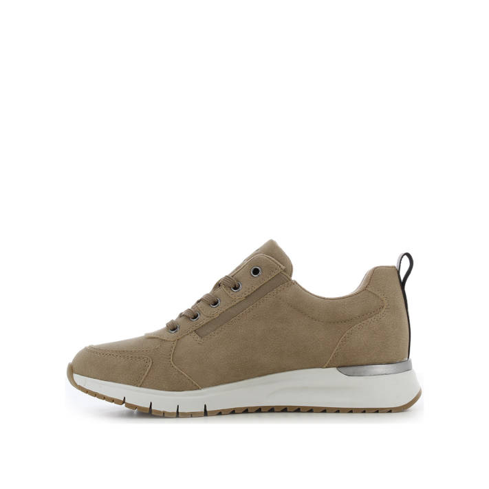 Taupe sneaker