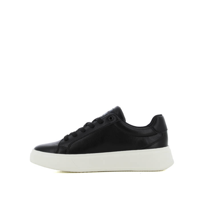 Μαύρο sneaker