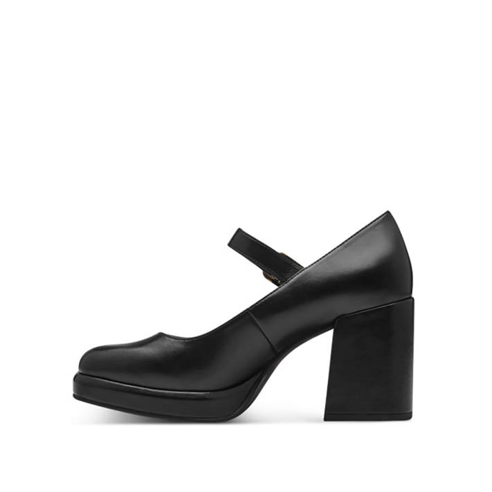 Black Mary Jane pump