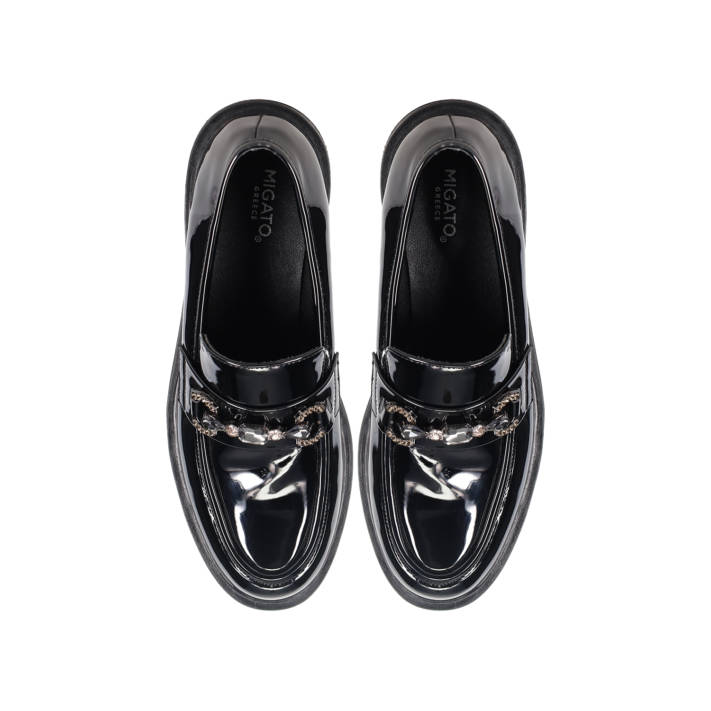 Μαύρο loafer λουστρίνι