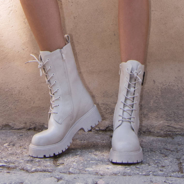 Εκρού αρβυλάκι