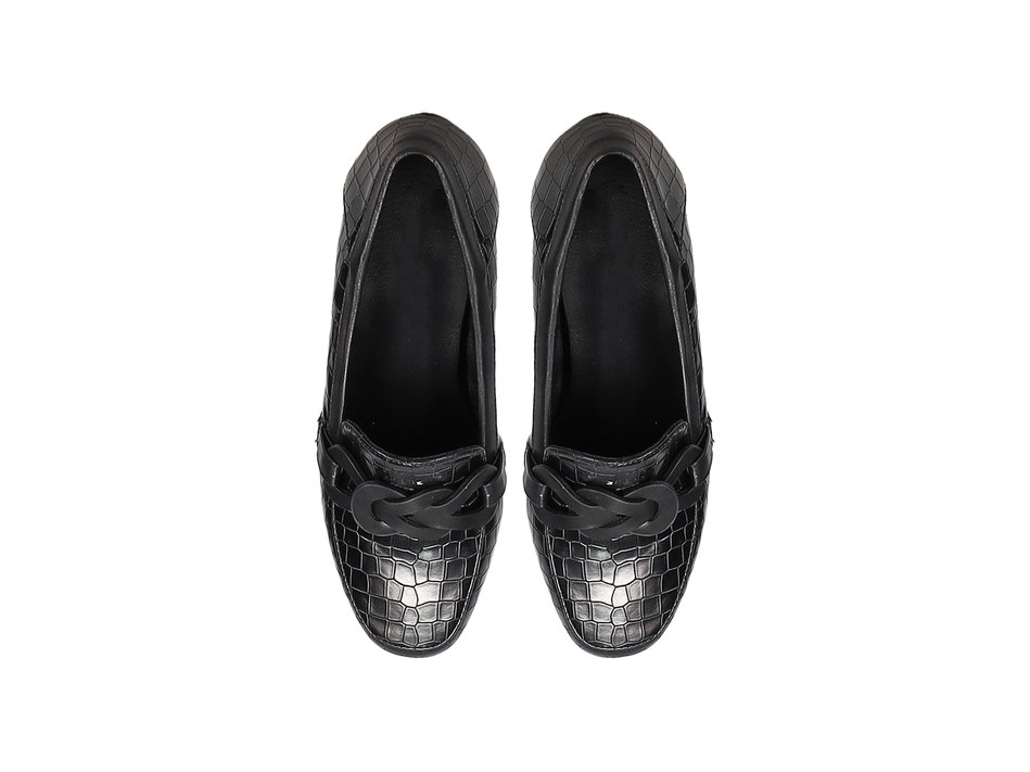 Black croc loafer