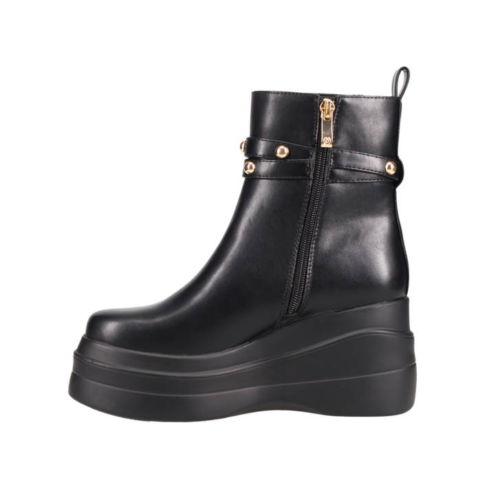 Black wedge bootie