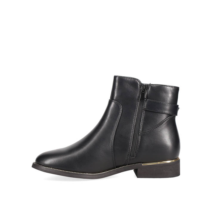 Black bootie