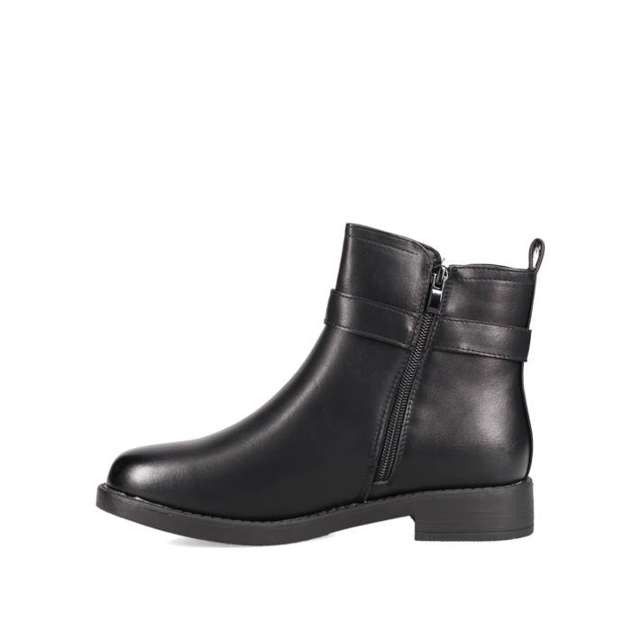 Μαύρο μποτάκι