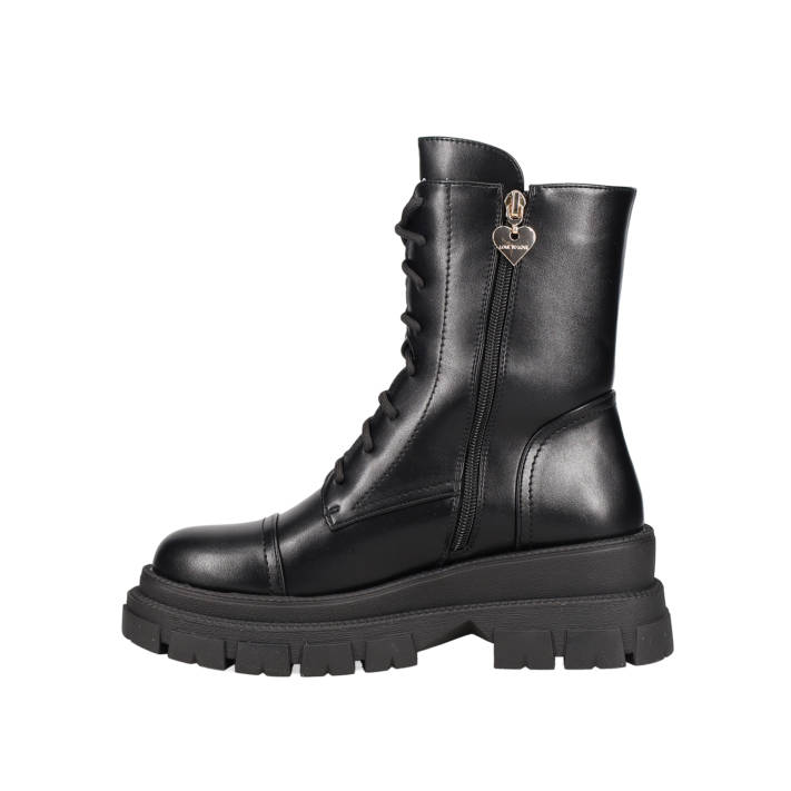 Μαύρο αρβυλάκι