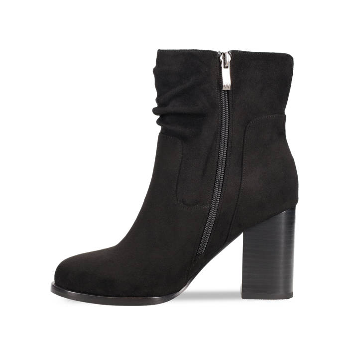 Black bootie