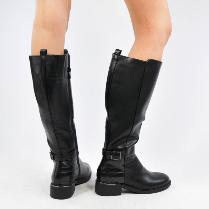 Black boot