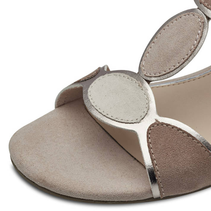 Beige sandal with low heel