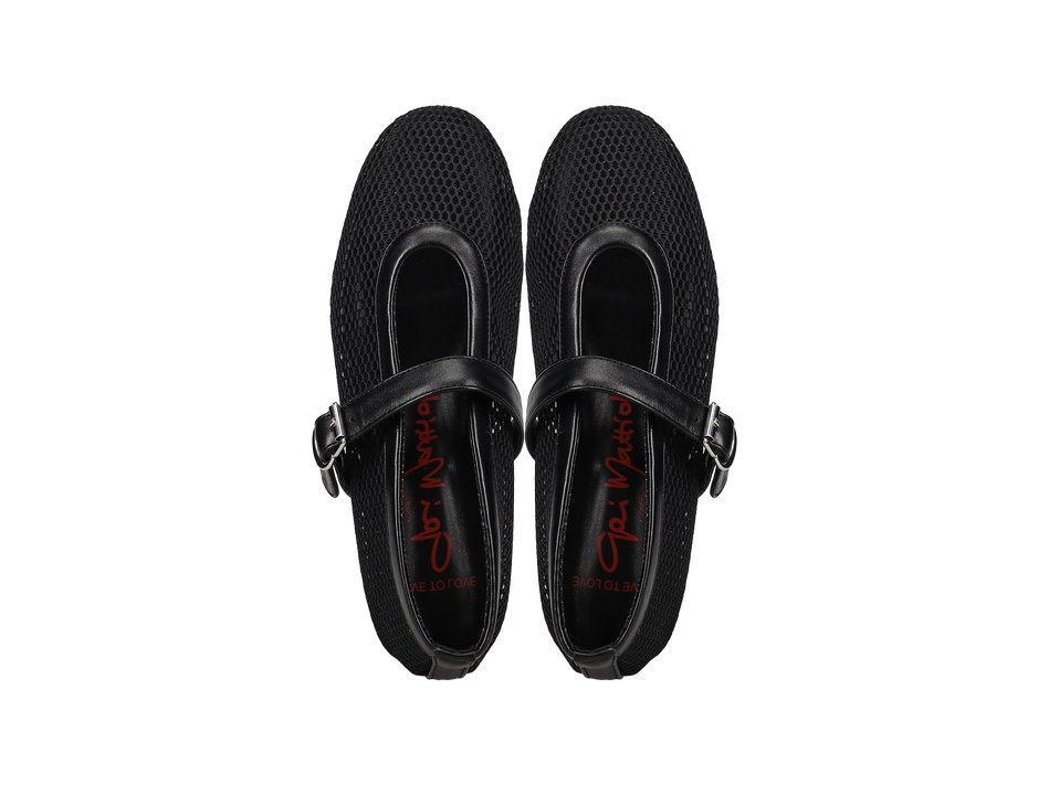 Black ballet flat