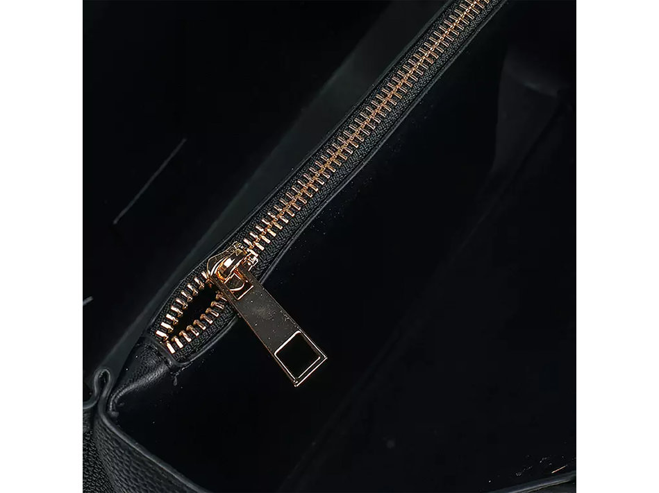 Black shoulder bag BILGG