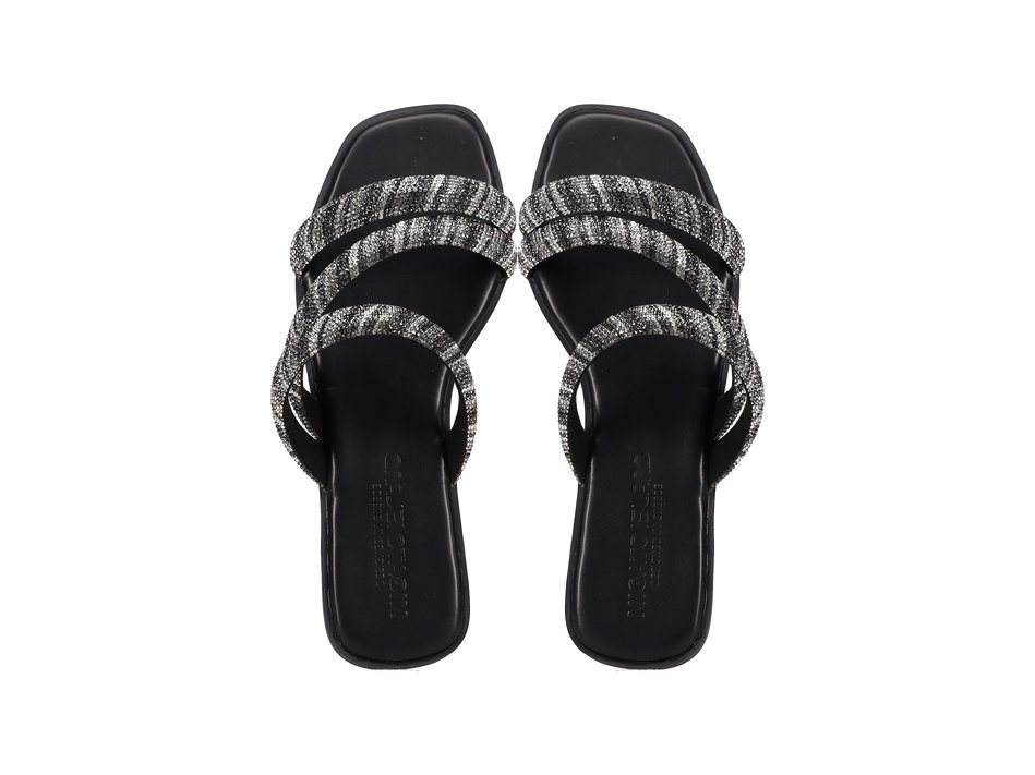 Black sandal