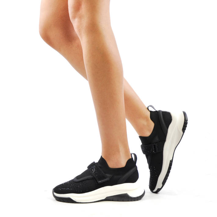 Μαύρο sneaker