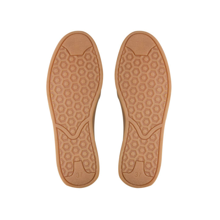 Ασημί sneaker