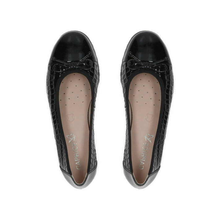 Μαύρη δερμάτινη μπαλαρίνα