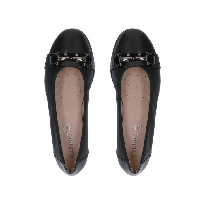 Black leather ballet flat