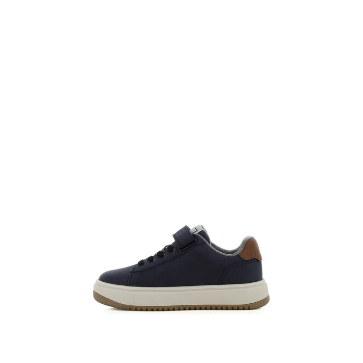 Kids blue sneaker