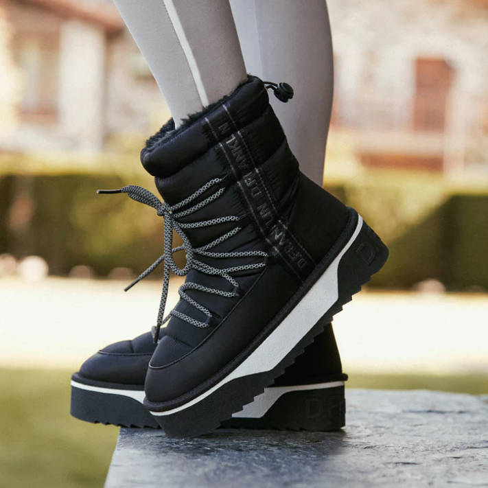 Black platform bootie