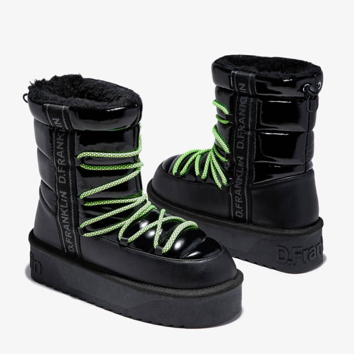 Black platform bootie