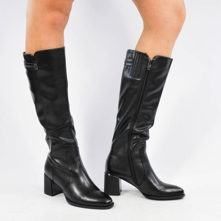 Black boot