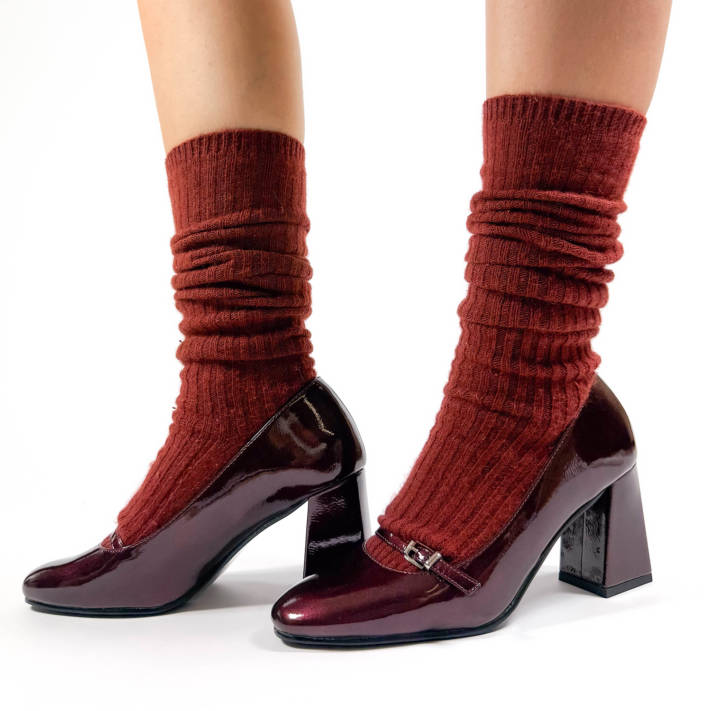 Burgundy patent pump