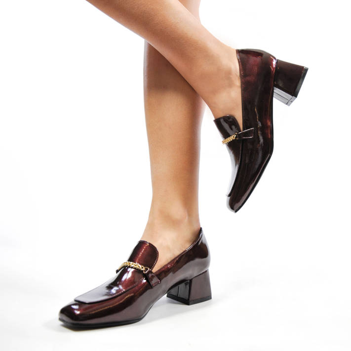 Μπορντώ loafer λουστρίνι