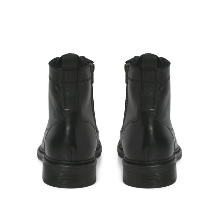 Μαύρο ανδρικό δερμάτινο μποτάκι