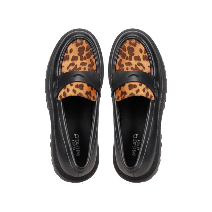 Μαύρο loafer