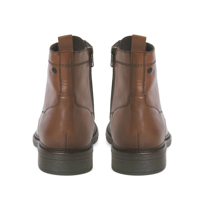 Καφέ ανδρικό δερμάτινο μποτάκι