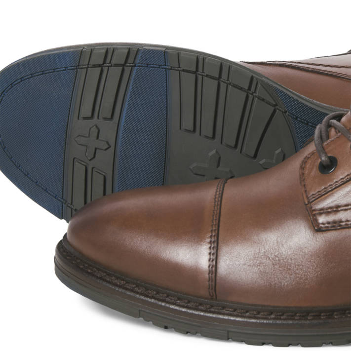 Καφέ ανδρικό δερμάτινο μποτάκι