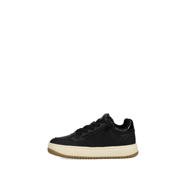 Kids black sneaker