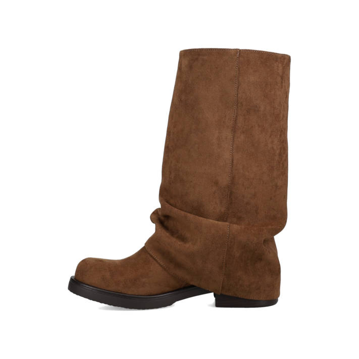 Καφέ μποτάκι με γκέτα