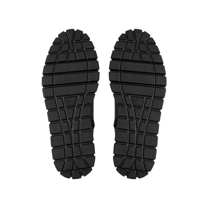 Black leather Chelsea bootie