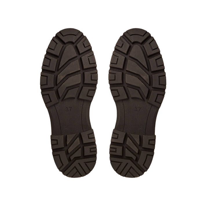 Black leather Chelsea bootie