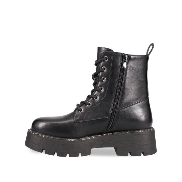 Black army boot