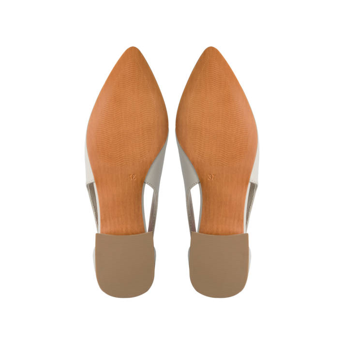 Ecru ballet flat