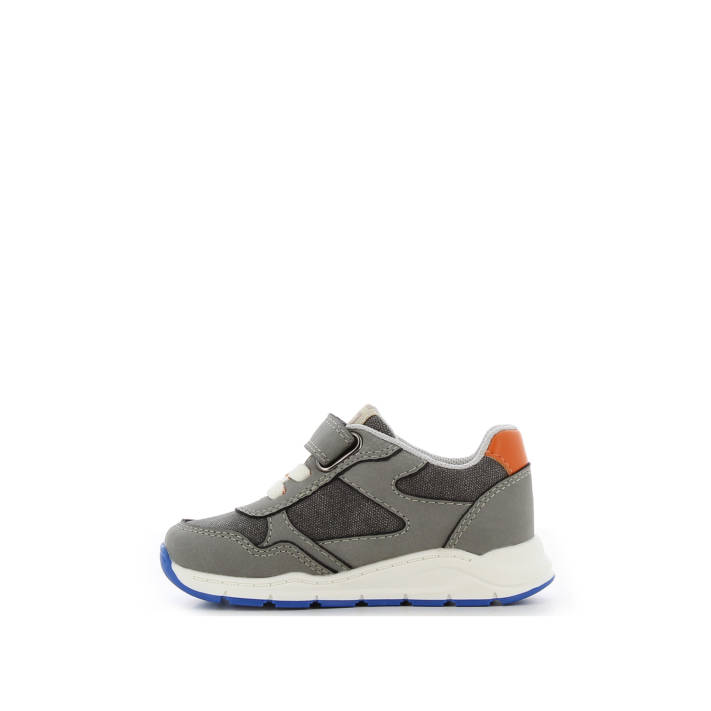 Kids grey sneaker