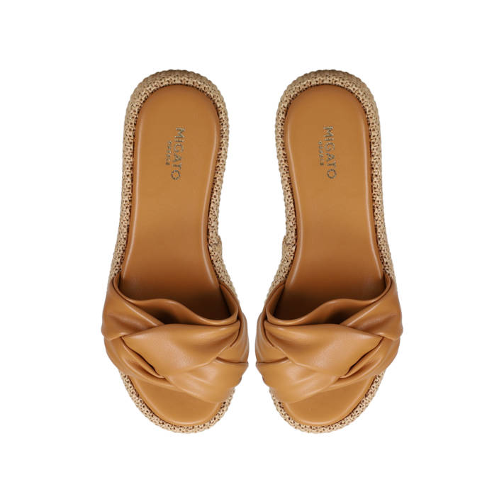 Καμηλό flatform σανδάλι