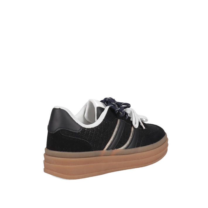 Μαύρο sneaker