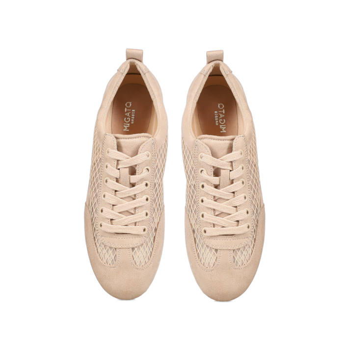 Beige sneaker
