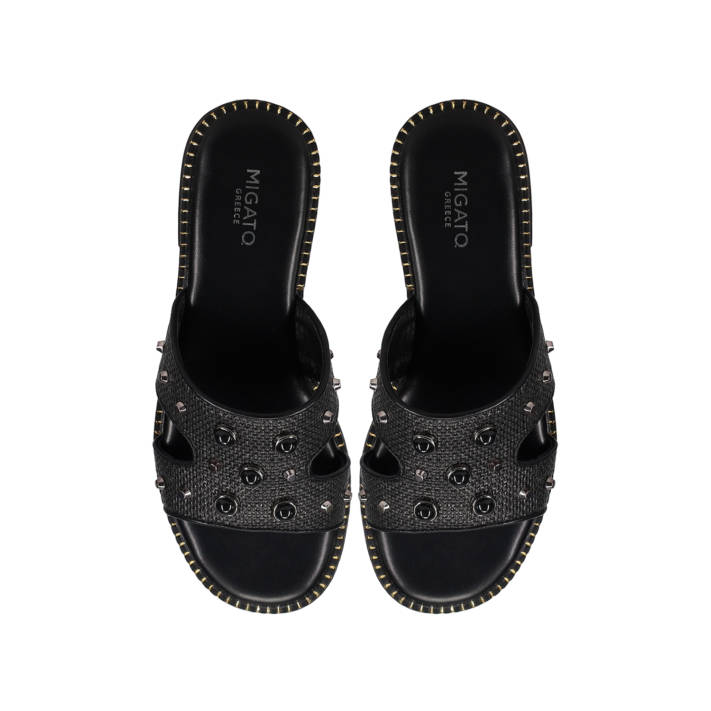 Black sandal