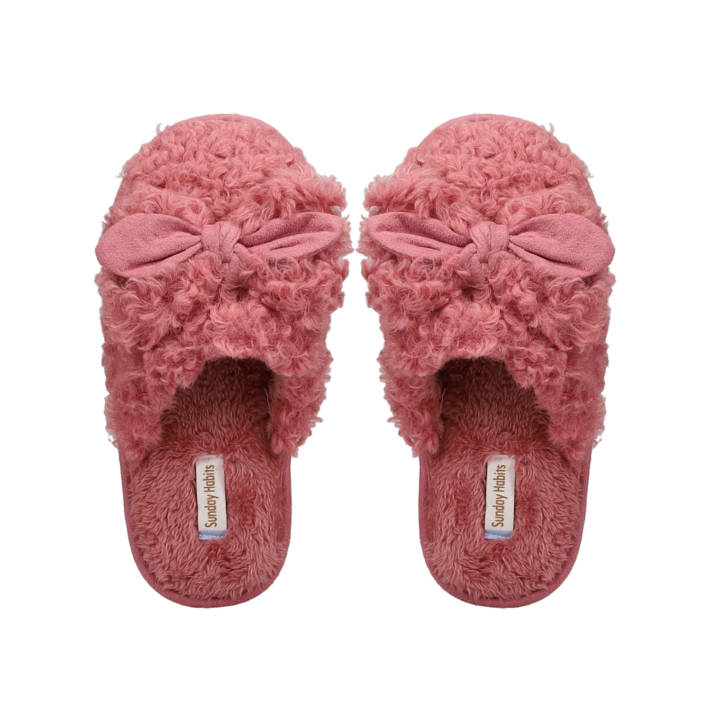 Pink bouclé slipper