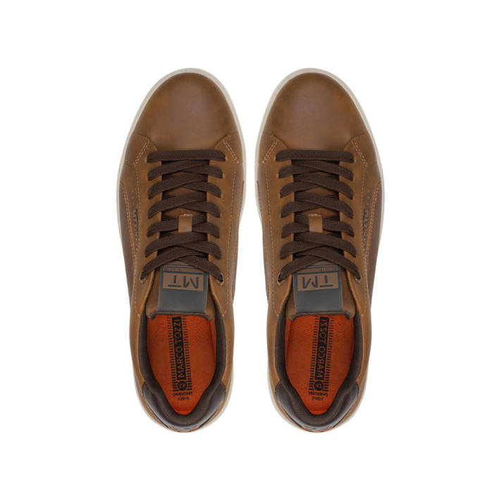 Mens tan sneaker