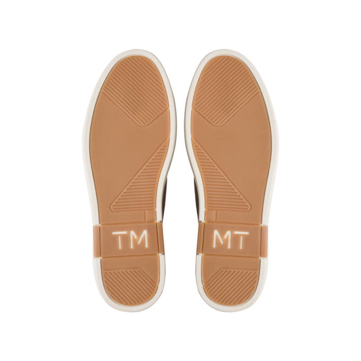 Mens tan sneaker