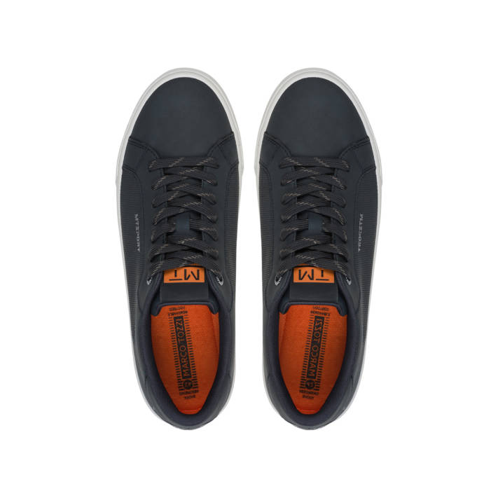 Mens dark blue sneaker